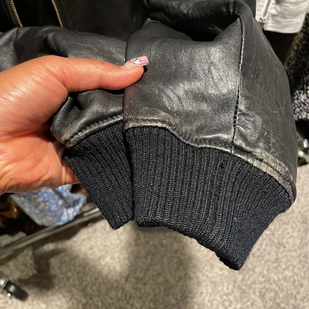 The Limited Leather Bomber Jacket - Picture 4 of 6